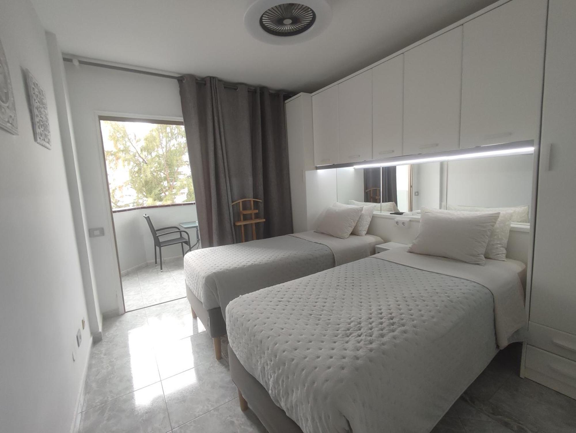 Vivienda Agaete Parque Apartment Playa del Ingles  Exterior foto